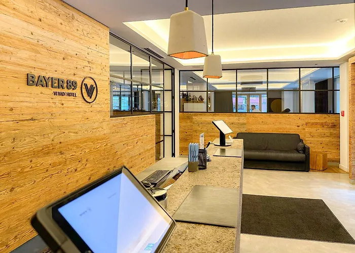 Bayer 89 VI Vadi Hotel München